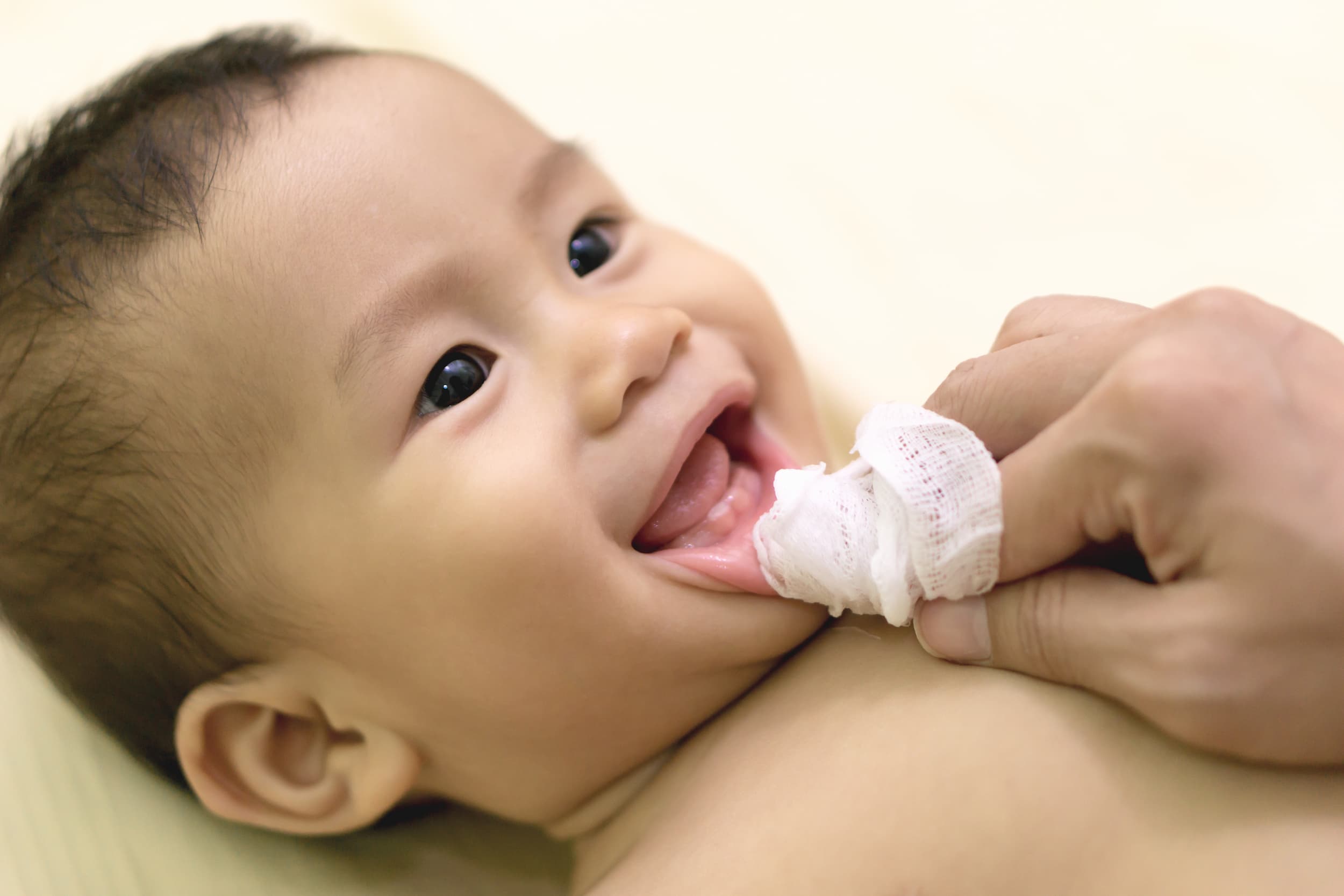 5 Tips Menjaga Lidah Anak Tetap Bersih dan Sehat