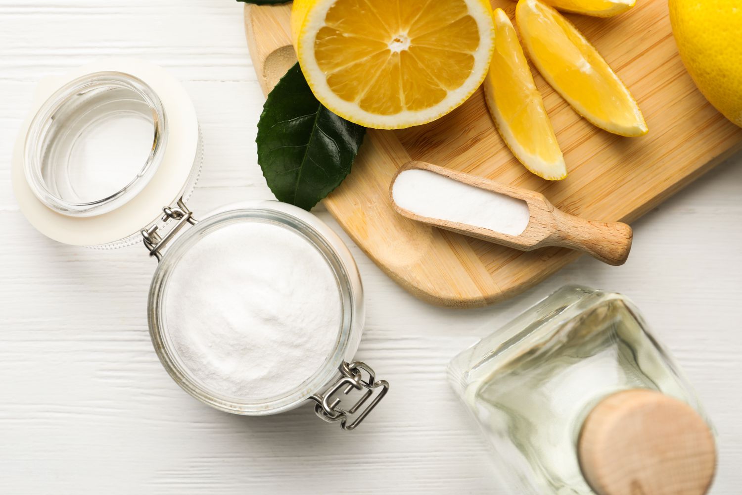 5 Cara Merawat Kuku dengan Lemon dan Baking Soda