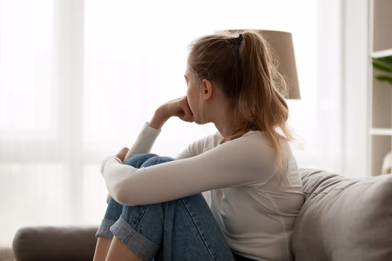 7 Cara Berdamai dengan Masa Lalu yang Menyakitkan