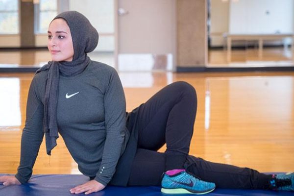 5 Gerakan Yoga untuk Memperkuat Tulang dan Sendi 5 Gerakan Yoga untuk Memperkuat Tulang dan Sendi