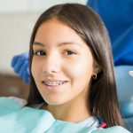 10 Cara Merawat Bibir bagi Pengguna Behel